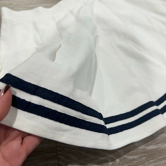 Elodie White Pleated Navy Blue Striped tennis  Skirt Size Medium - Picture 3 of 9